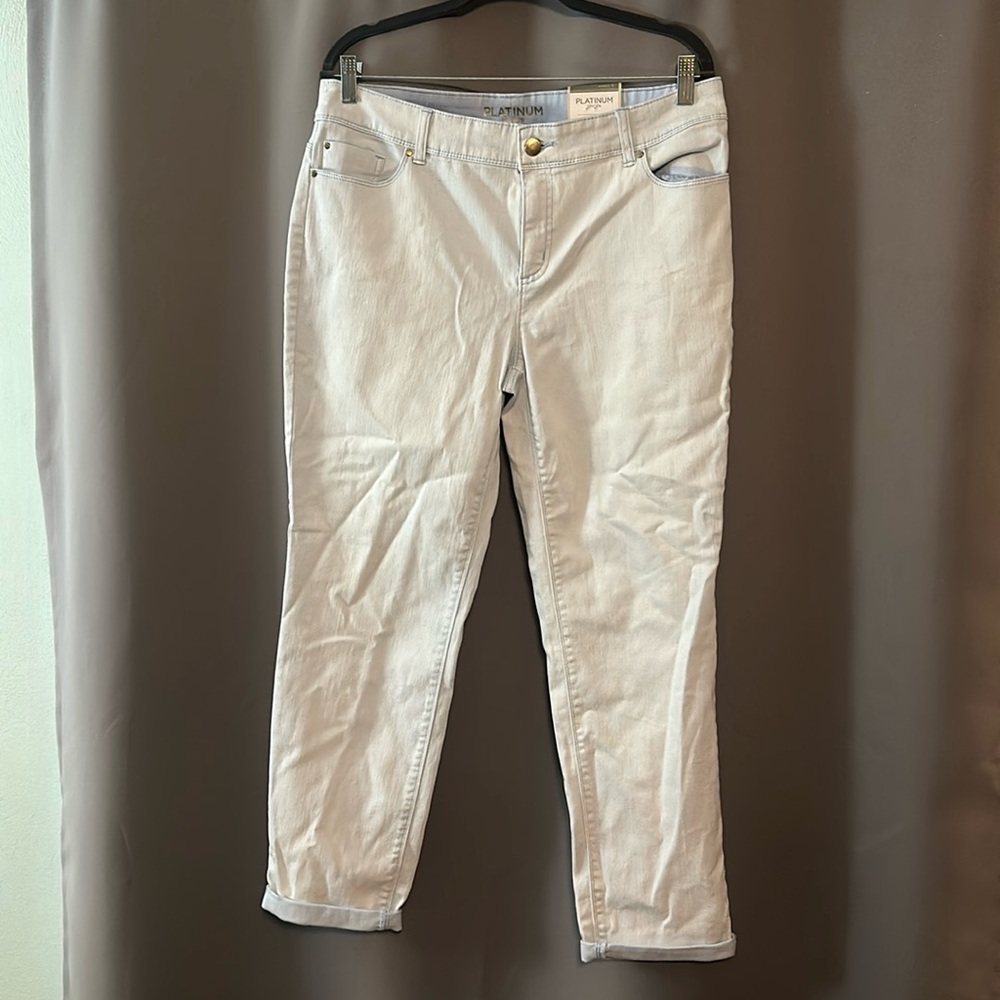 NWT, Chico’s (“size 2”) platinum ankle length jeans, light blue